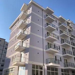 Hotel Mario,, Shëngjin